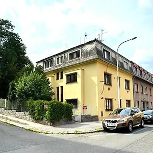 Hillside Hotel apartamentowy Praga