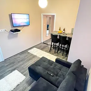 Flamingo Rezidencia Apartament Eger